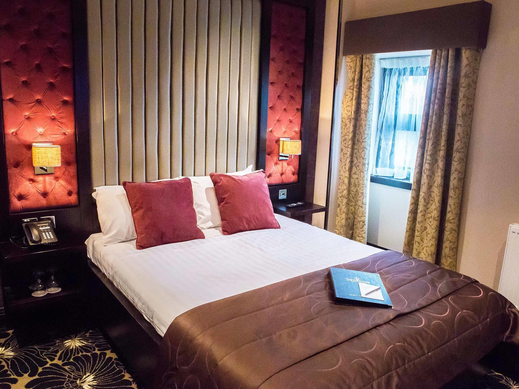 The Torrance Hotel East Kilbride Extérieur photo